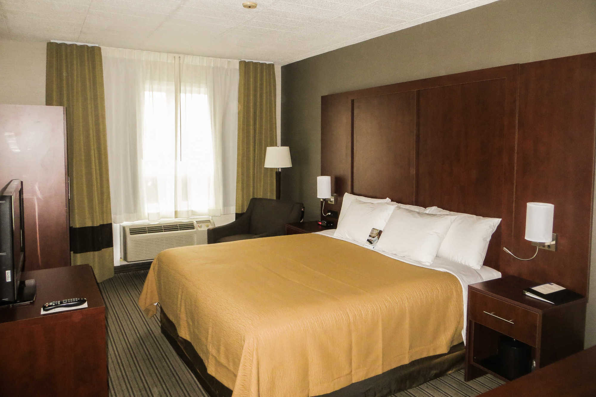 Comfort Inn & Suites Collingwood Room photo